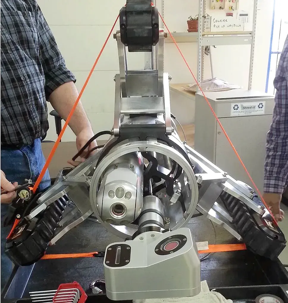 VersaTrax es un robot de inspección visual remota para tubería nf